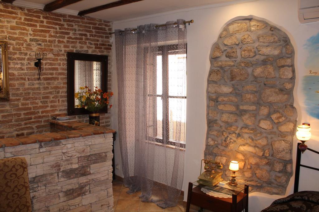 Rooms Da Angelica Old City 2 로비니 외부 사진